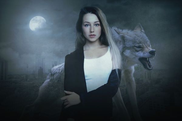 The Human In The Wolf Pack Chapter 1